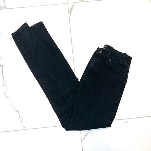 Urban Outfitters BDG high rise skinny jeans ripped at the knees - Picture 4 of 5